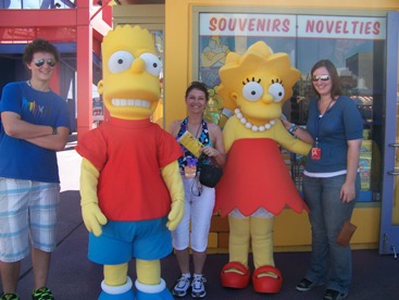 JAJF family posing with Bart & Lisa Simpson at Universal Studios 