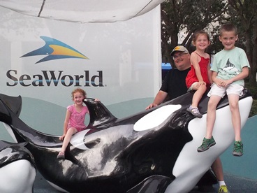 JAJF brother and sister at Sea World taking a late stage cancer timeout 