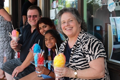 Jack and Jill Foundation family enjoying icees taking a timeout from late stage cancer 