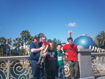 JAJF family at Universal Studios globe the best part of memories is making them 