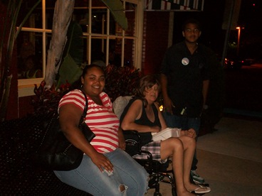 Jack and Jill Foundation family enjoying a break from late stage cancer 