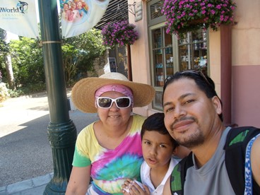 JAJF family taking a break from late stage cancer 