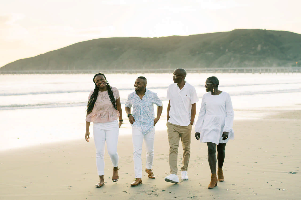 family walking on the beach enjoying a JAJF late stage cancer timeout 