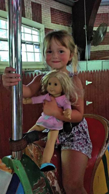 20160802_mcridingcarousel 