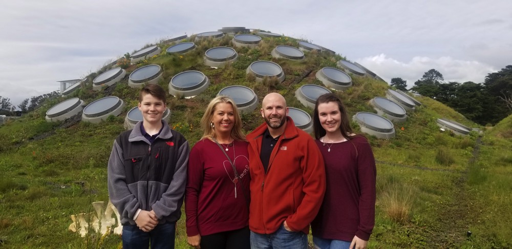 JAJF family enjoying a late stage cancer timeout 