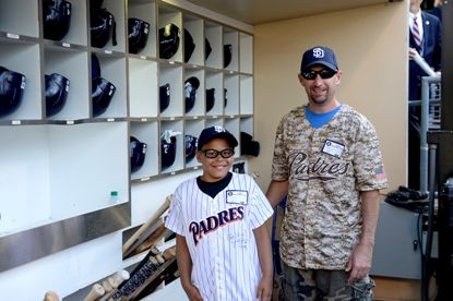 Event_Pre_Game_092415_Giants_AH009 