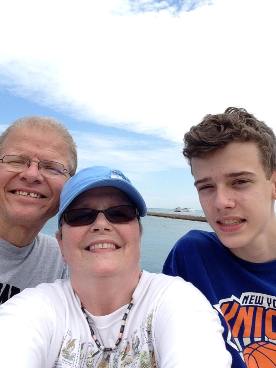 monday-the-mingos-on-water-taxi 