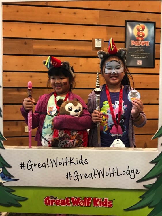 JAJF children at Great Wolf Lodge enjoying a WOW experience 