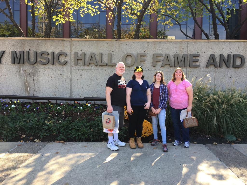 photo-nov-02-12-08-12-pm 